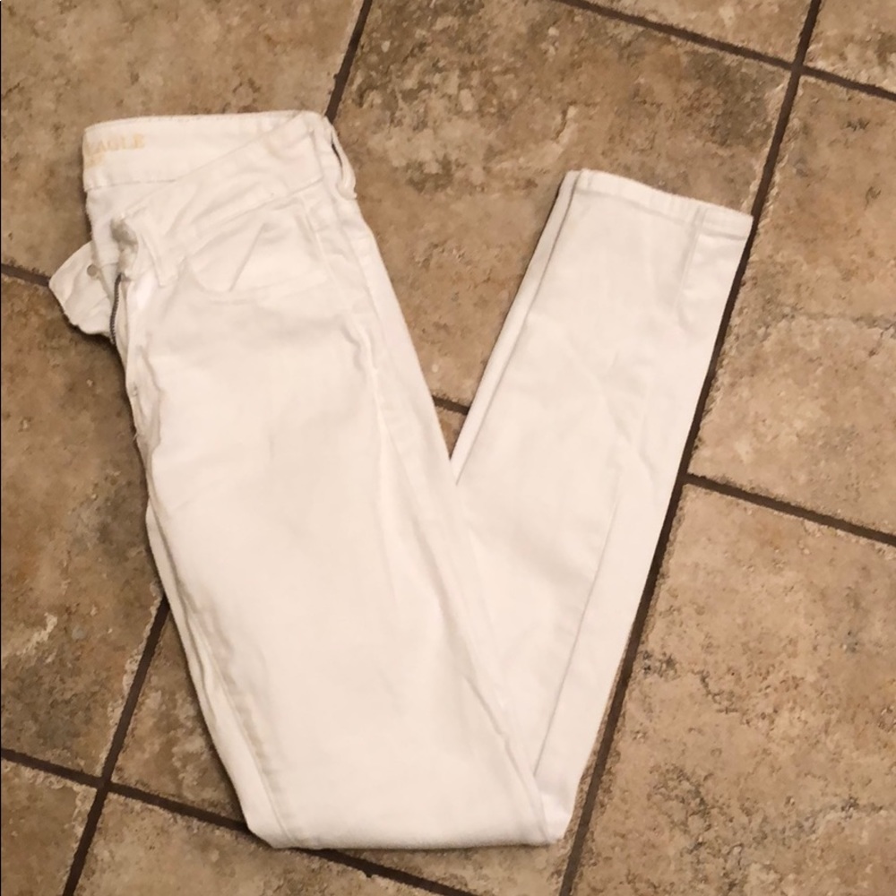 American Eagle white jeggings